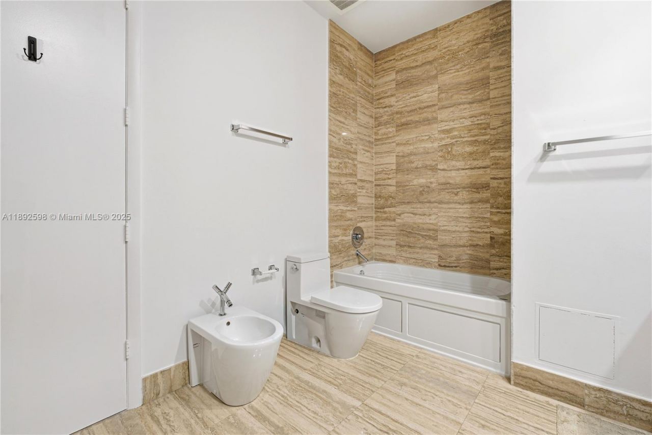 16001 Collins Ave, Unit 3705, Sunny Isles Beach, FL 33160 Photo