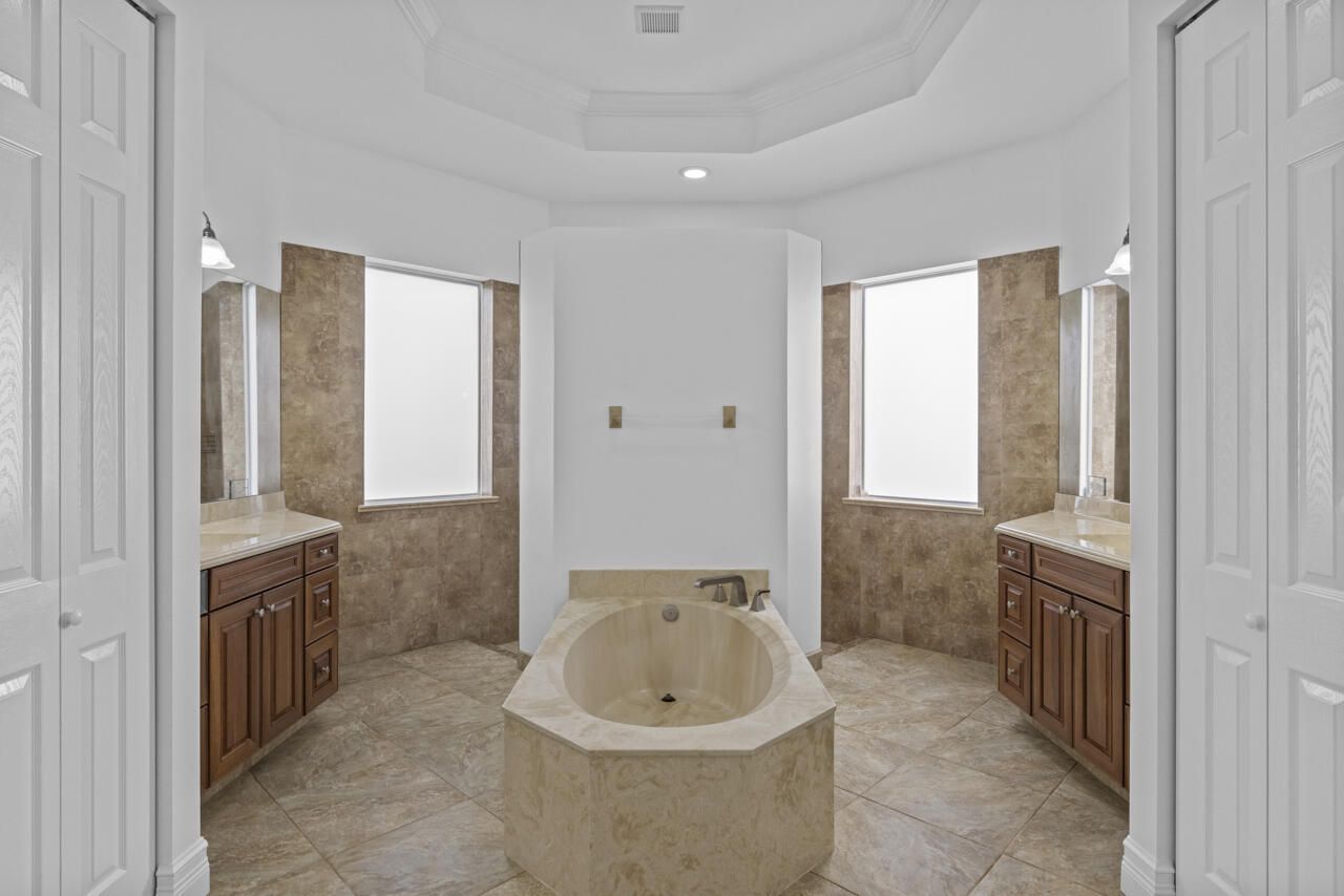 8300 SW Cattleya Drive, Stuart, FL 34997 Photo