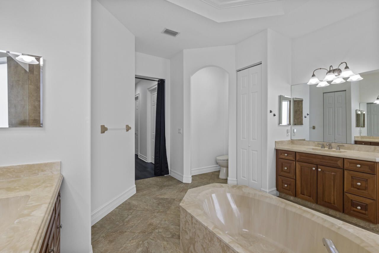8300 SW Cattleya Drive, Stuart, FL 34997 Photo