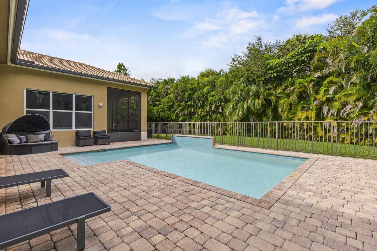 8300 SW Cattleya Drive, Stuart, FL 34997 Photo