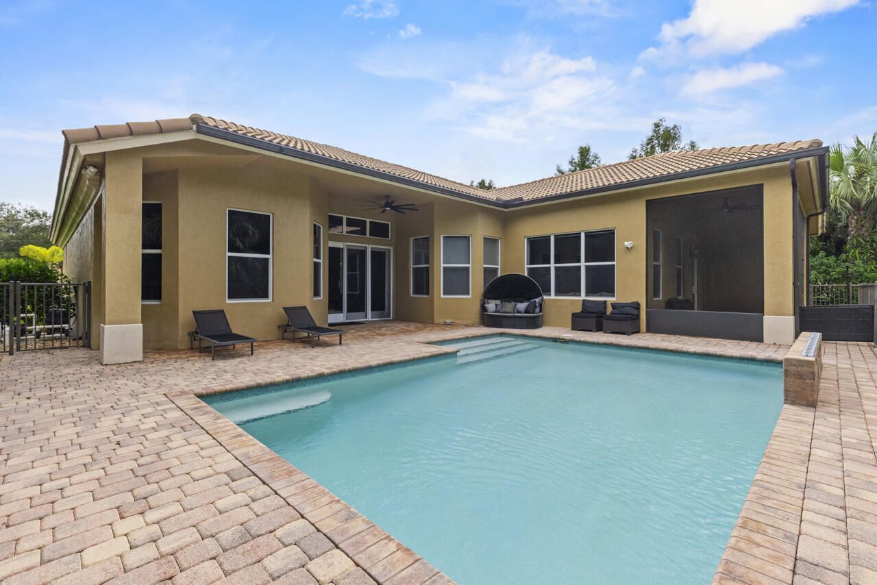 8300 SW Cattleya Drive, Stuart, FL 34997 Photo