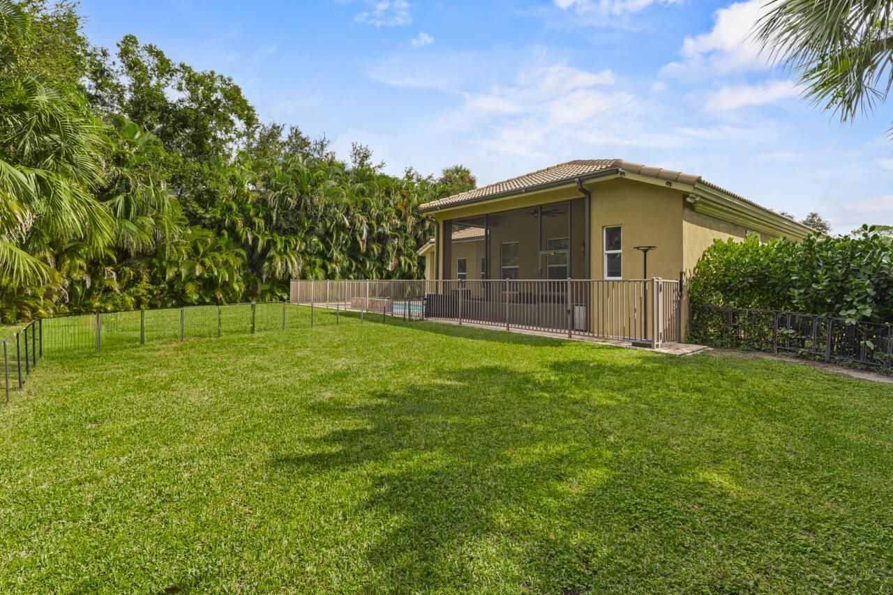 8300 SW Cattleya Drive, Stuart, FL 34997 Photo