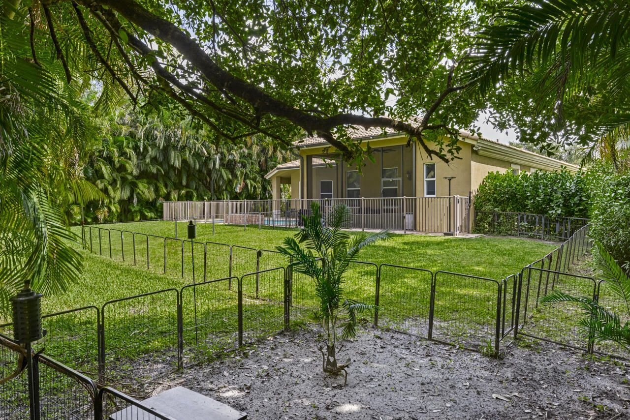 8300 SW Cattleya Drive, Stuart, FL 34997 Photo