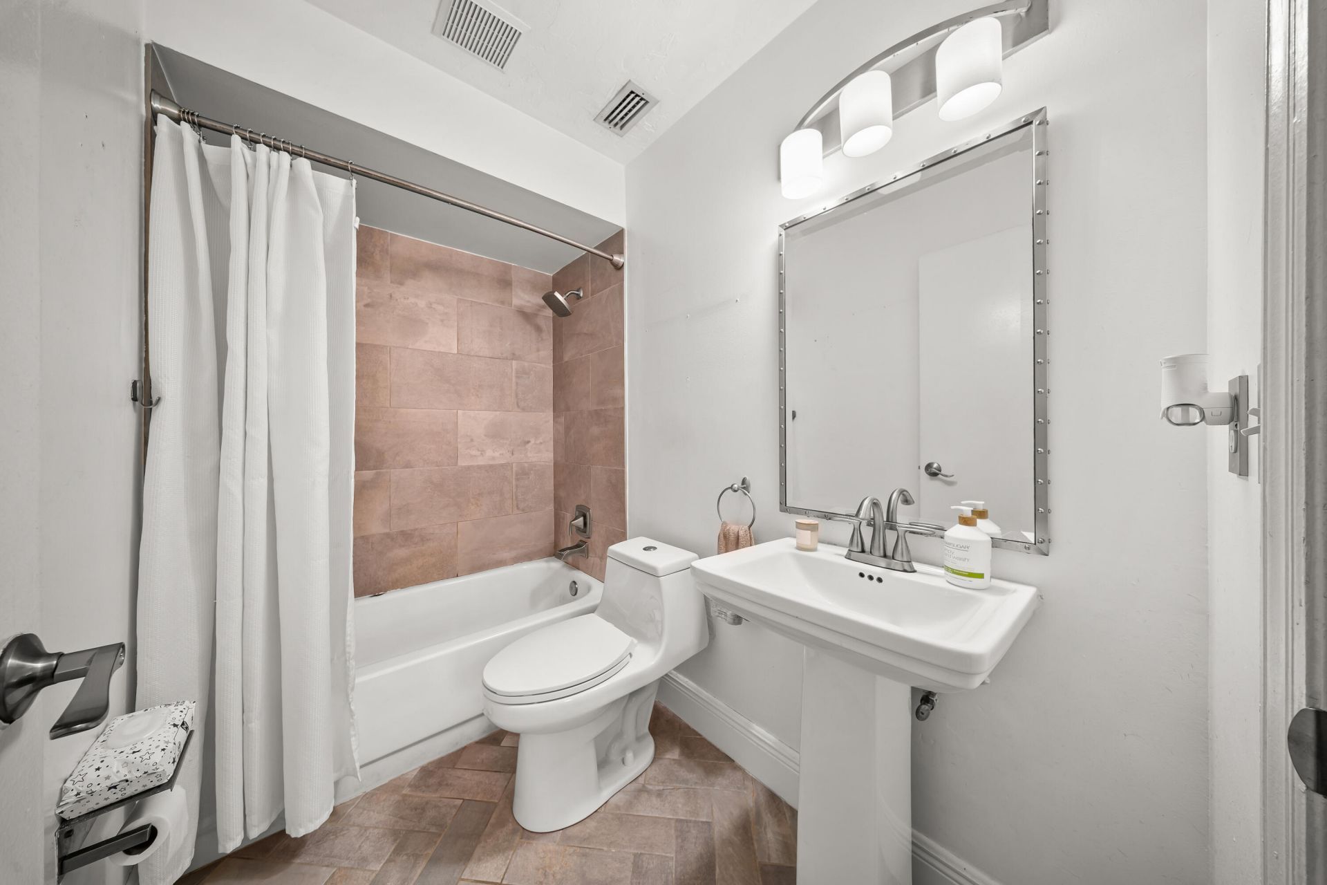 197 SE Village Drive, Unit 197, Port Saint Lucie, FL 34952 Photo