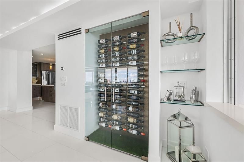 545 S Fort Lauderdale Beach Boulevard, Unit 1703 1704, Fort Lauderdale, FL 33316 Photo