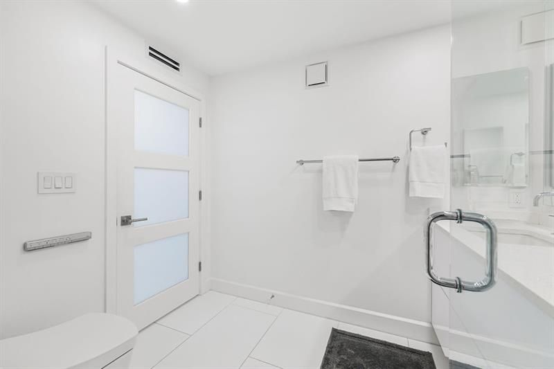 545 S Fort Lauderdale Beach Boulevard, Unit 1703 1704, Fort Lauderdale, FL 33316 Photo