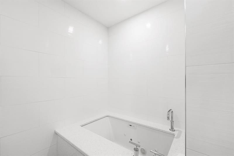 545 S Fort Lauderdale Beach Boulevard, Unit 1703 1704, Fort Lauderdale, FL 33316 Photo