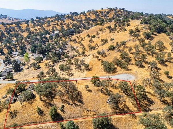 18750 Alameda Pl, Bear Valley Springs, CA 93561