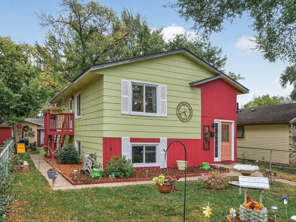 5136 James Avenue N, Minneapolis, MN 55430