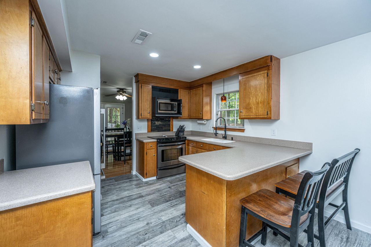 110 Cantering Hills Lane Photo 16