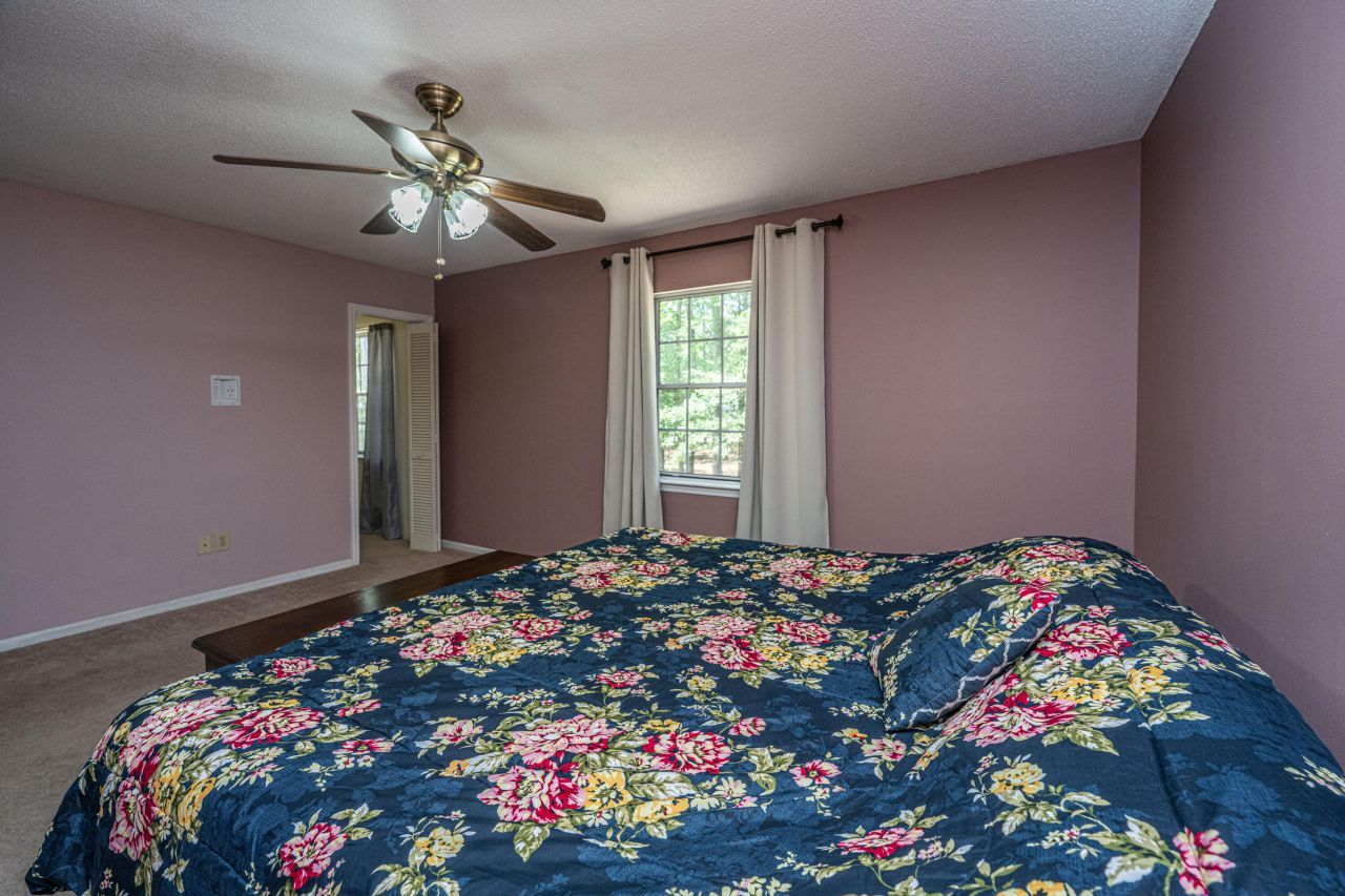 110 Cantering Hills Lane Photo 33