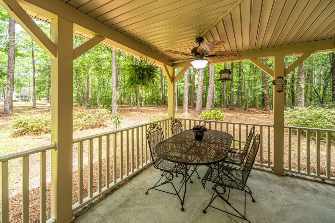 110 Cantering Hills Lane Photo 6