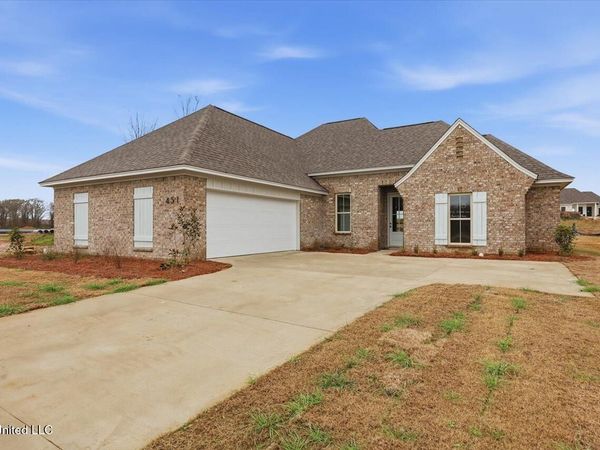 451 Baleigh Way, Canton, MS 39046