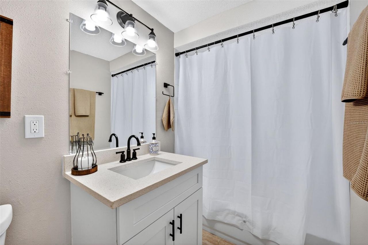 875 32nd Street, Sarasota, FL 34234 Photo