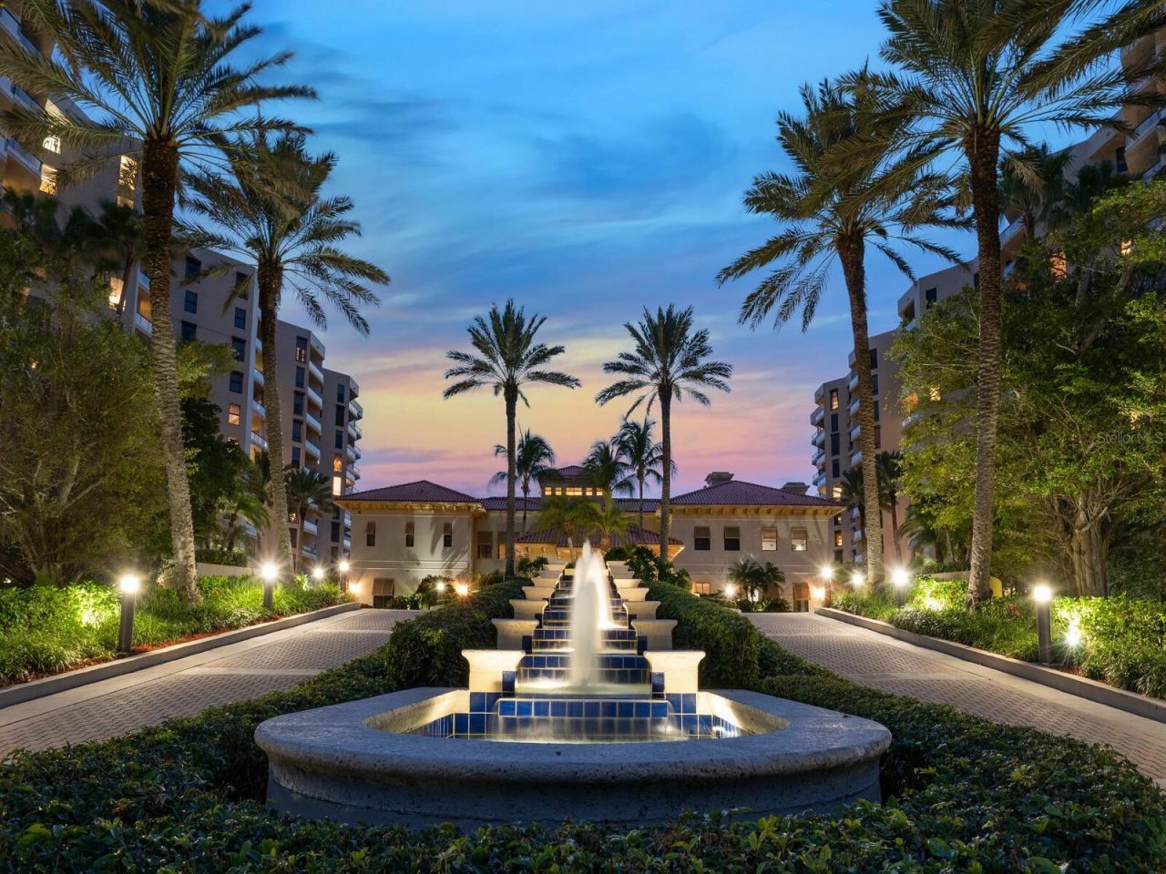 1281 Gulf Of Mexico Drive, Unit 704, Longboat Key, FL 34228 Photo