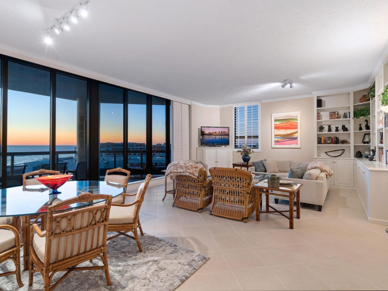 1281 Gulf Of Mexico Drive, Unit 704, Longboat Key, FL 34228 Photo