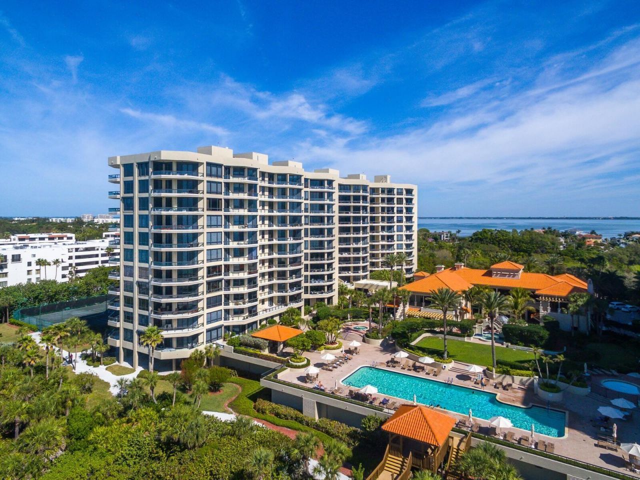 1281 Gulf Of Mexico Drive, Unit 704, Longboat Key, FL 34228 Photo