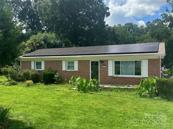 2021 Hollandale Drive, Gastonia, NC 28054