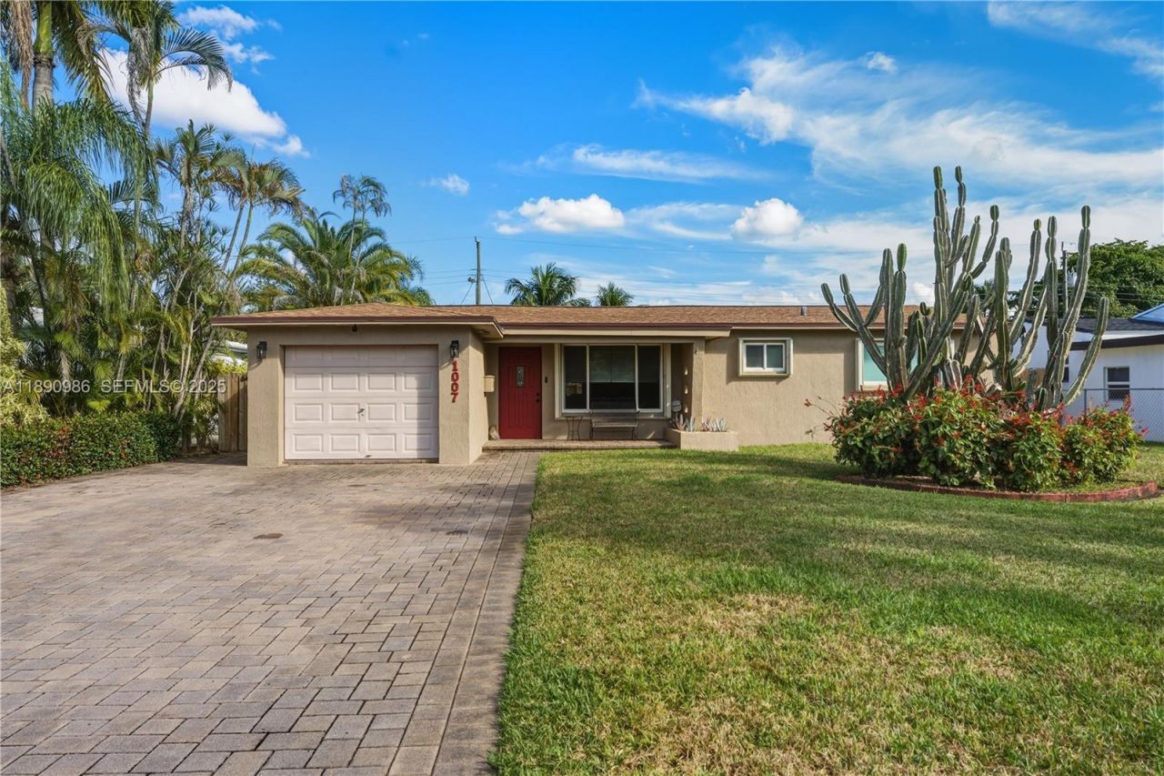 1007 N Golf Dr, Hollywood, FL 33021 Photo