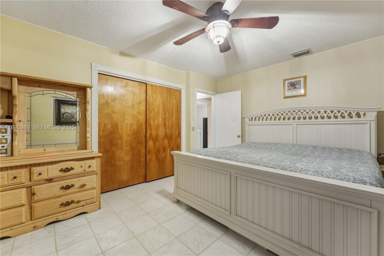 1007 N Golf Dr, Hollywood, FL 33021 Photo