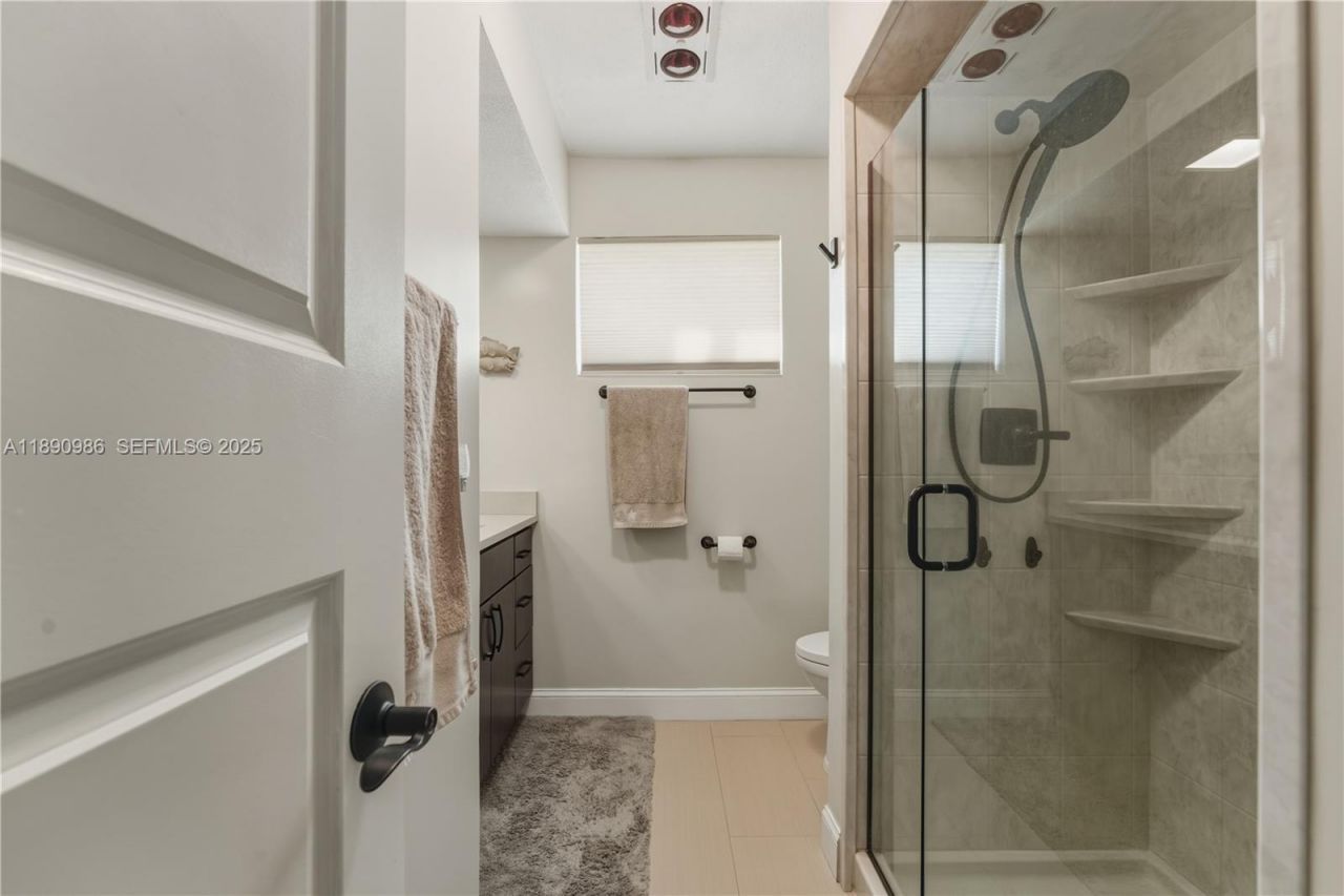 1007 N Golf Dr, Hollywood, FL 33021 Photo