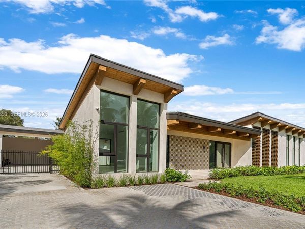 6716 San Vicente St, Coral Gables, FL 33146