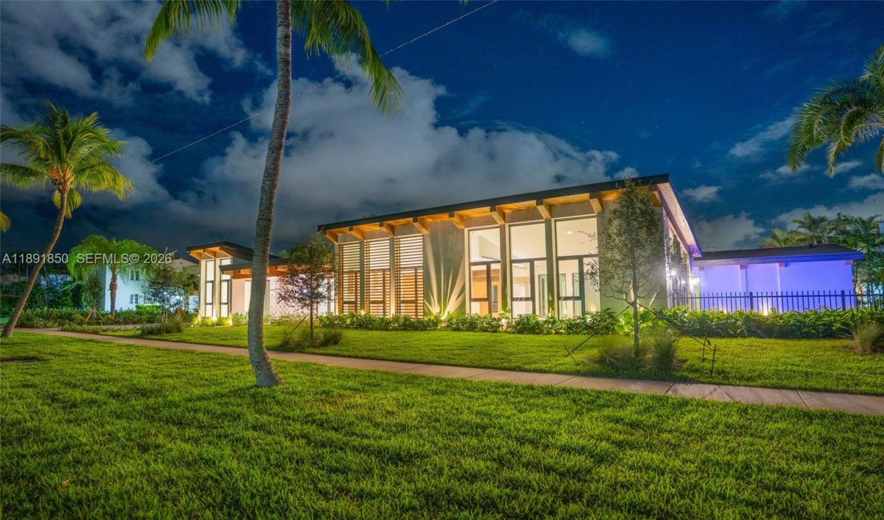 6716 San Vicente St, Coral Gables, FL 33146 Photo