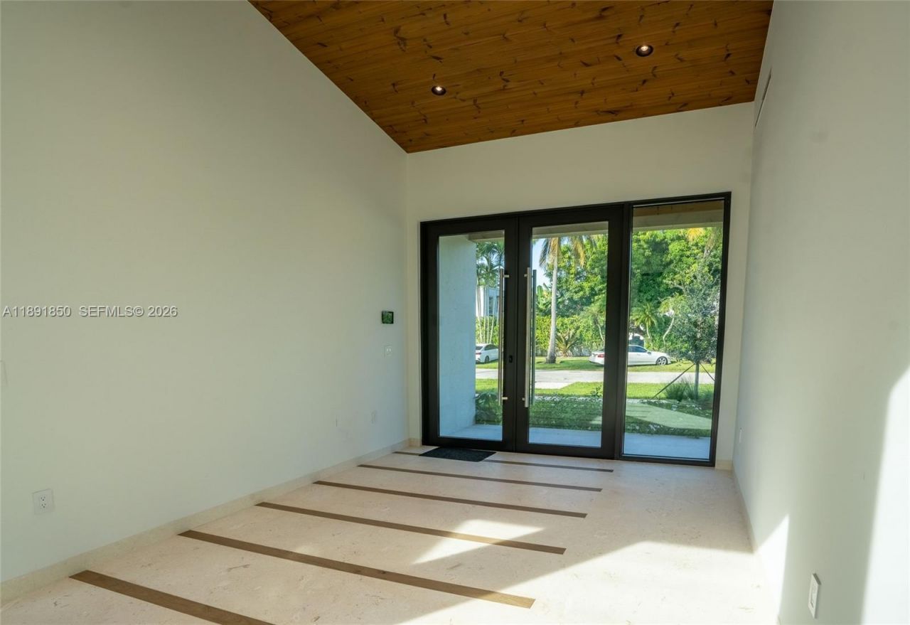 6716 San Vicente St, Coral Gables, FL 33146 Photo