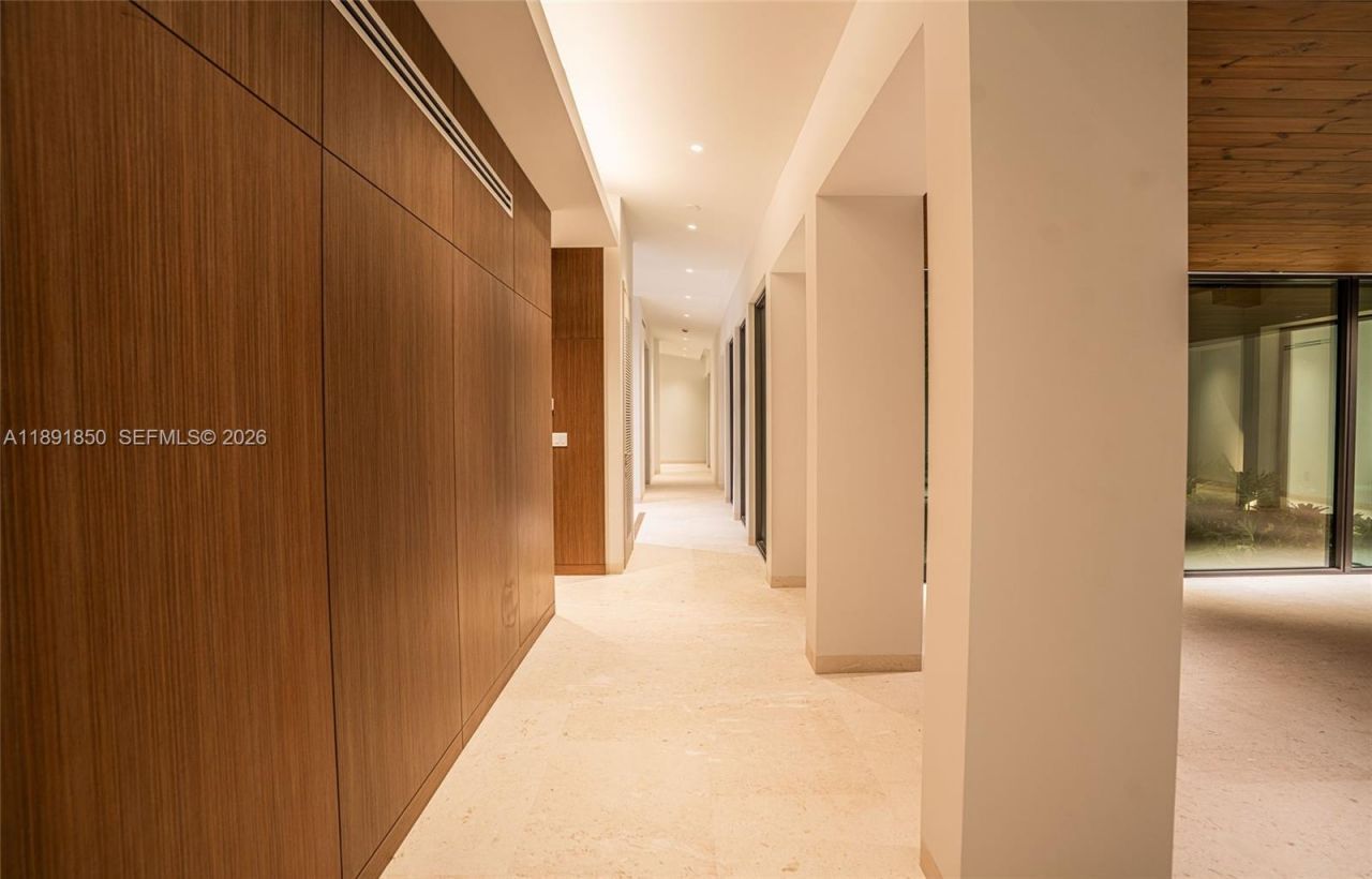 6716 San Vicente St, Coral Gables, FL 33146 Photo