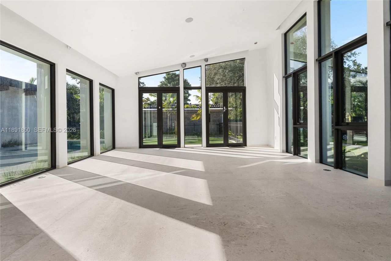 6716 San Vicente St, Coral Gables, FL 33146 Photo