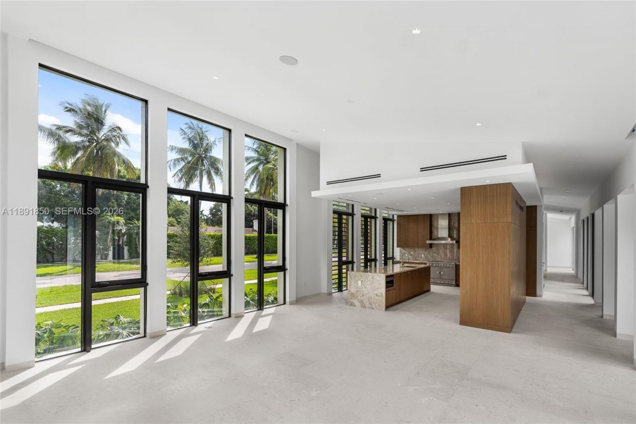 6716 San Vicente St, Coral Gables, FL 33146 Photo