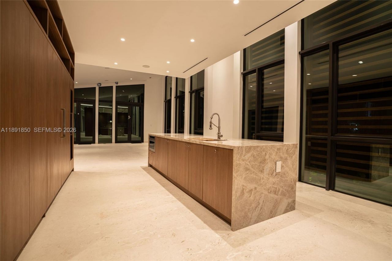 6716 San Vicente St, Coral Gables, FL 33146 Photo