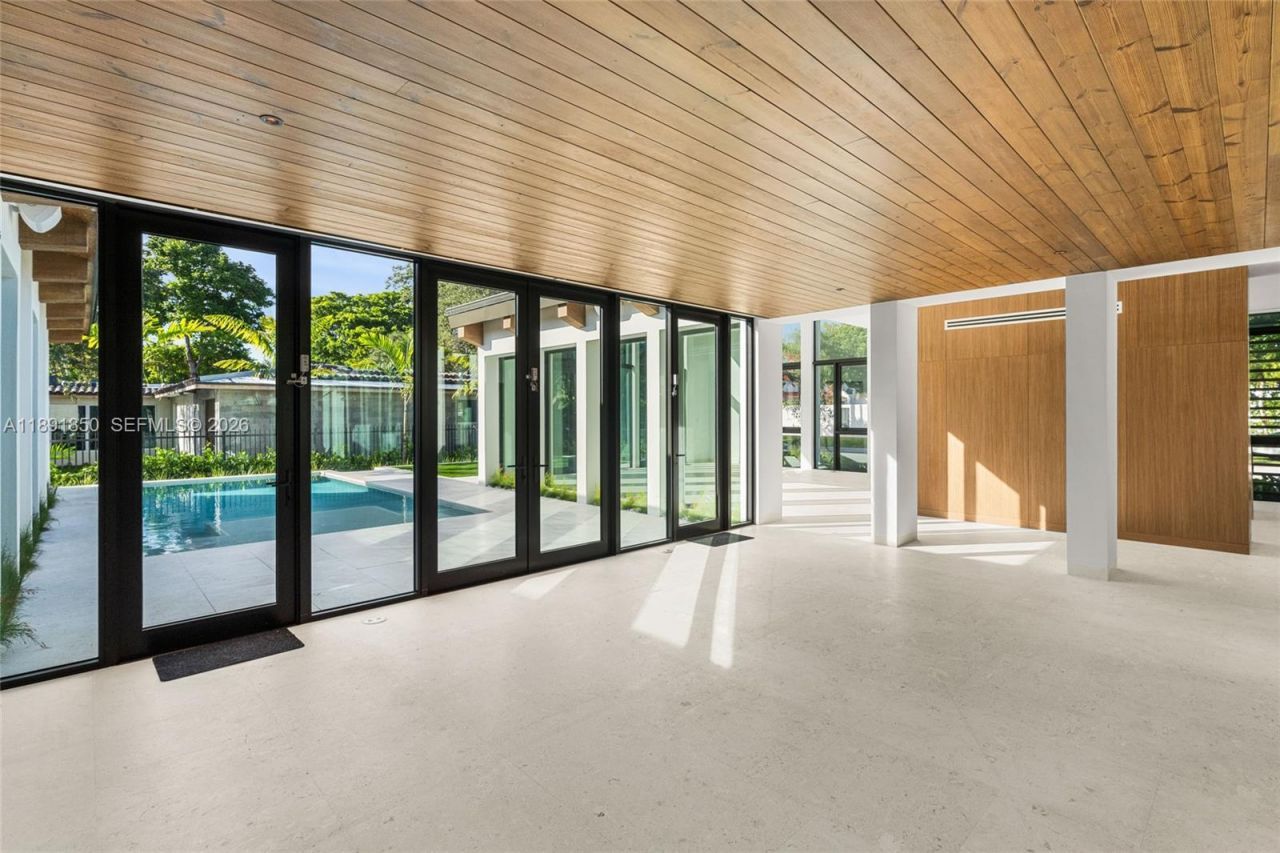 6716 San Vicente St, Coral Gables, FL 33146 Photo