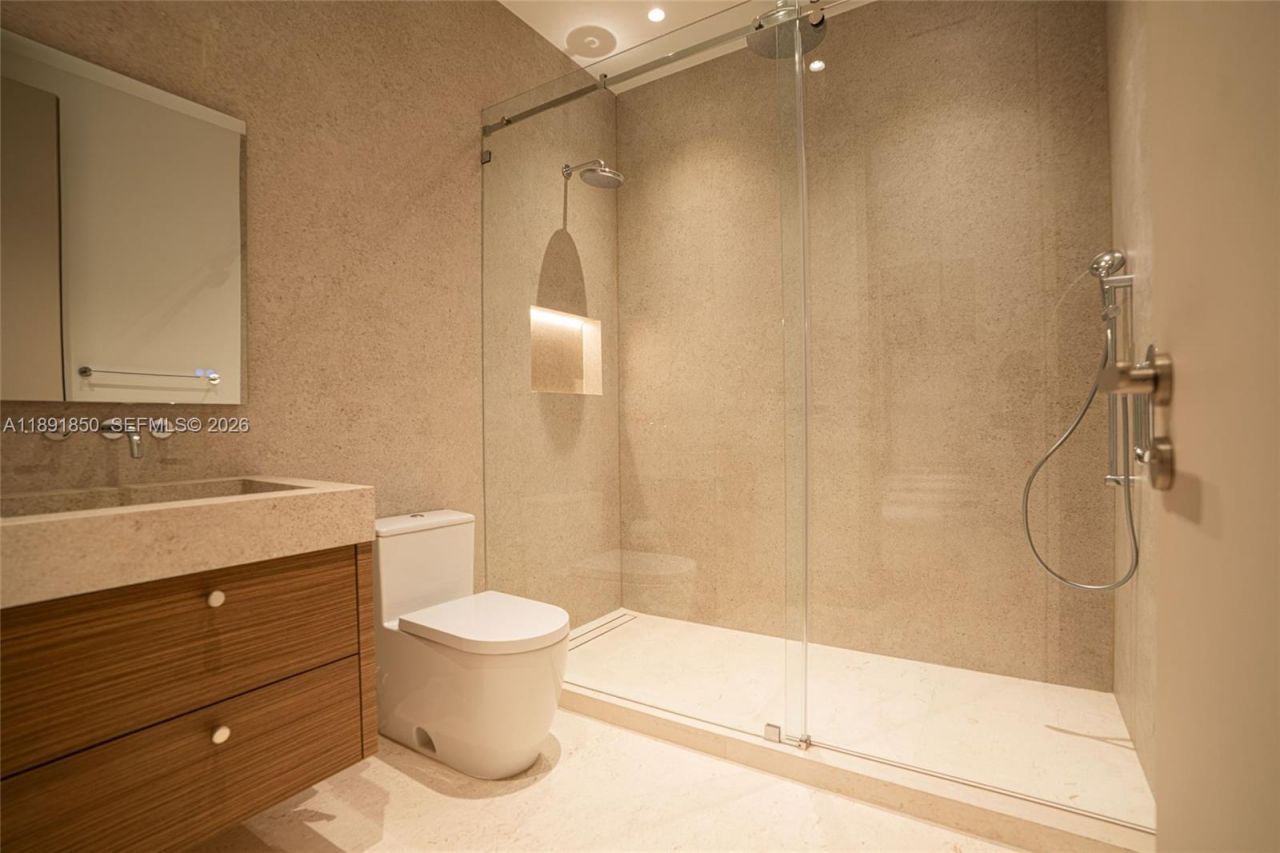 6716 San Vicente St, Coral Gables, FL 33146 Photo