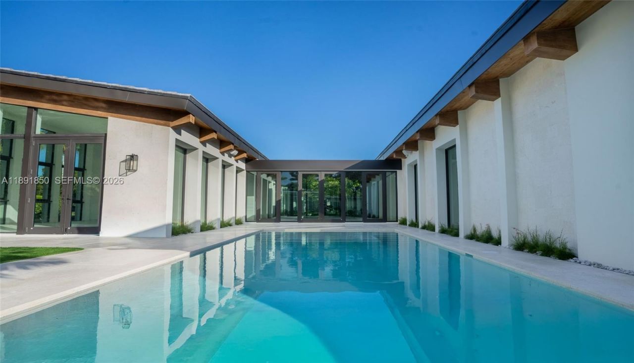 6716 San Vicente St, Coral Gables, FL 33146 Photo