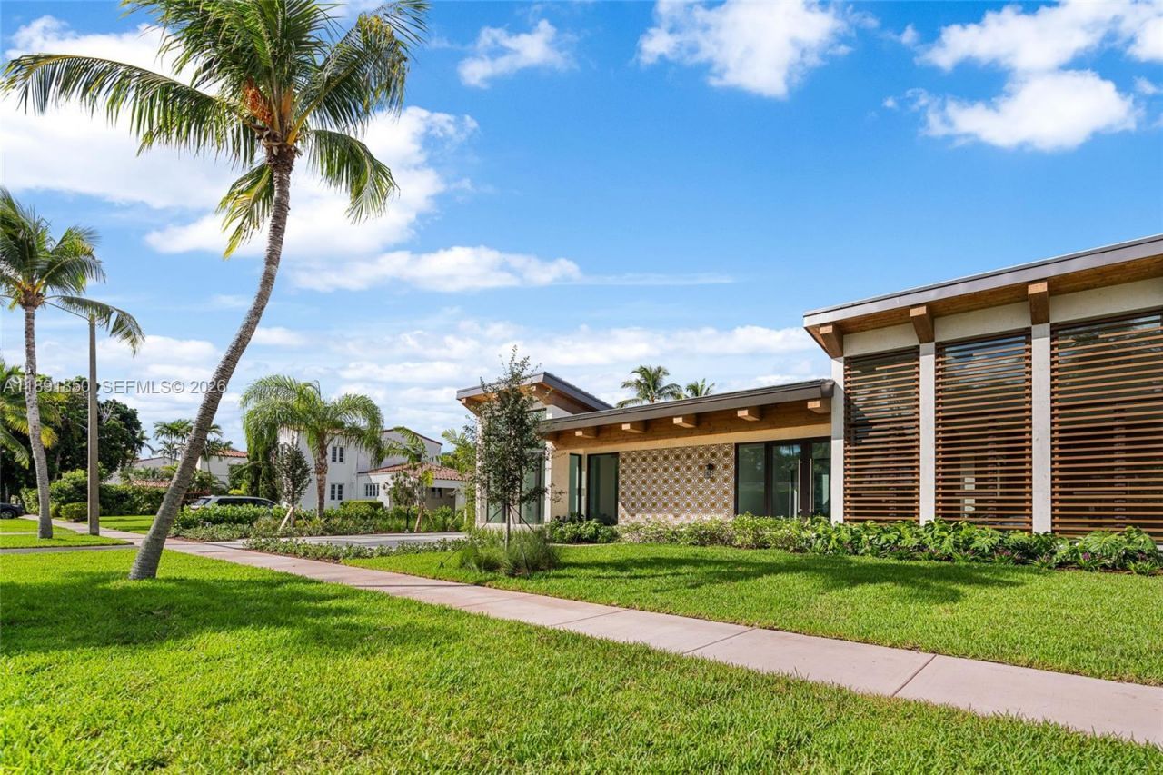 6716 San Vicente St, Coral Gables, FL 33146 Photo