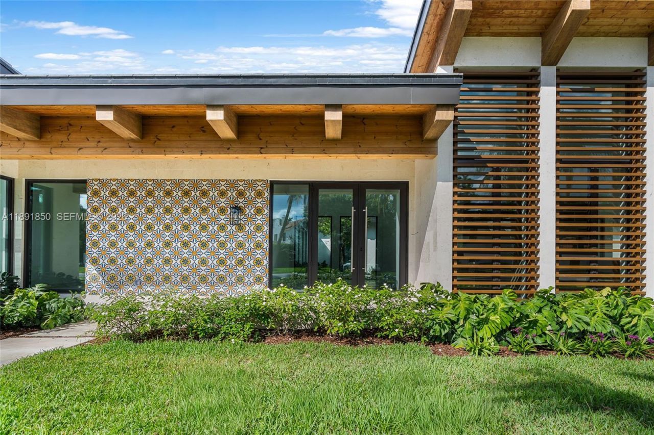 6716 San Vicente St, Coral Gables, FL 33146 Photo