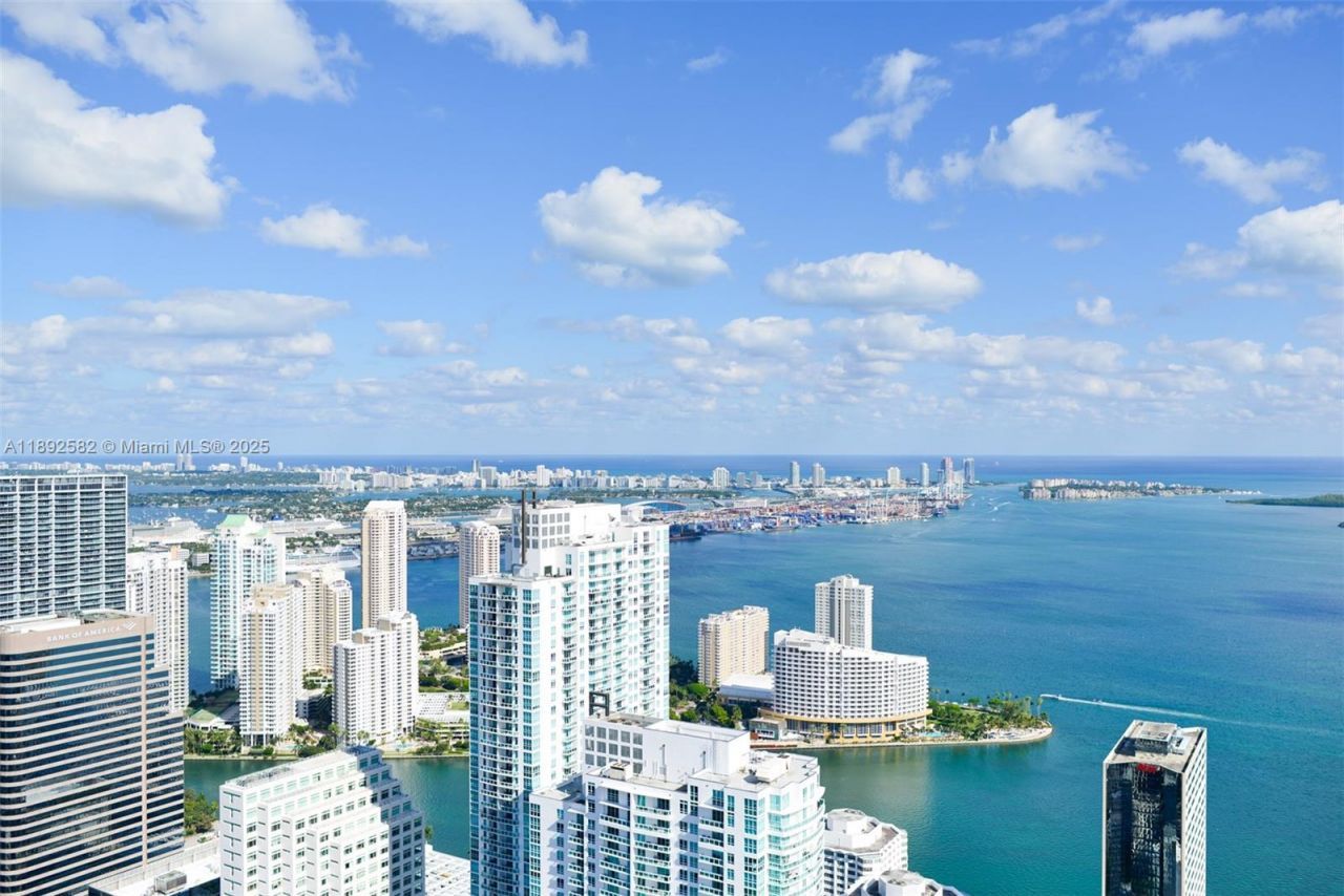1000 Brickell Plaza, Unit 1807, Miami, FL 33131 Photo