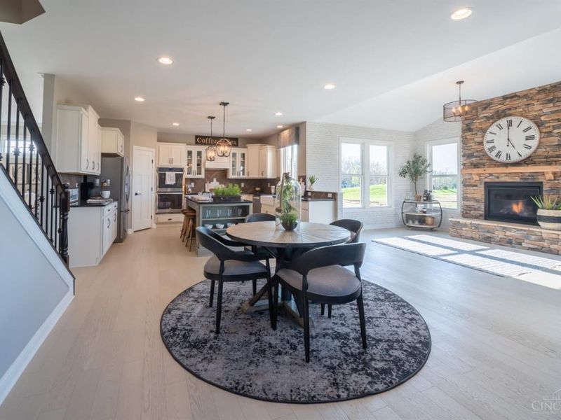 1013 Prestwick Place, Pierce Twp, OH 45245 Photo 8