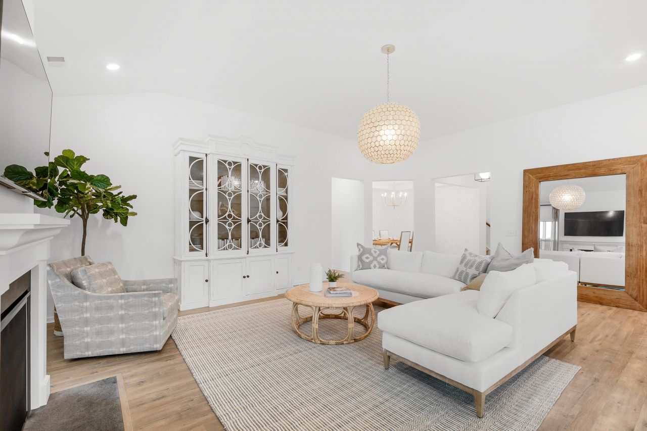 1018 Red Turnstone Run Photo 6