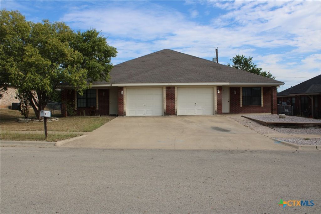 203 Janelle Drive, Unit A-B, Copperas Cove, TX 76522 Main Photo