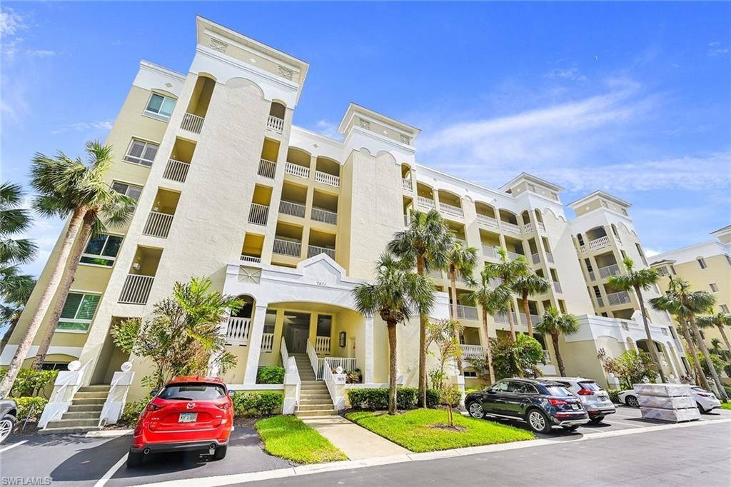 7671 Pebble Creek Cir, Unit 303, Naples, FL 34108 Photo