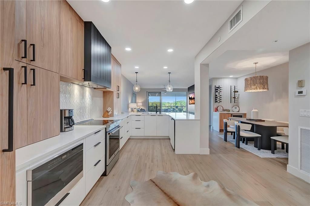 7671 Pebble Creek Cir, Unit 303, Naples, FL 34108 Photo