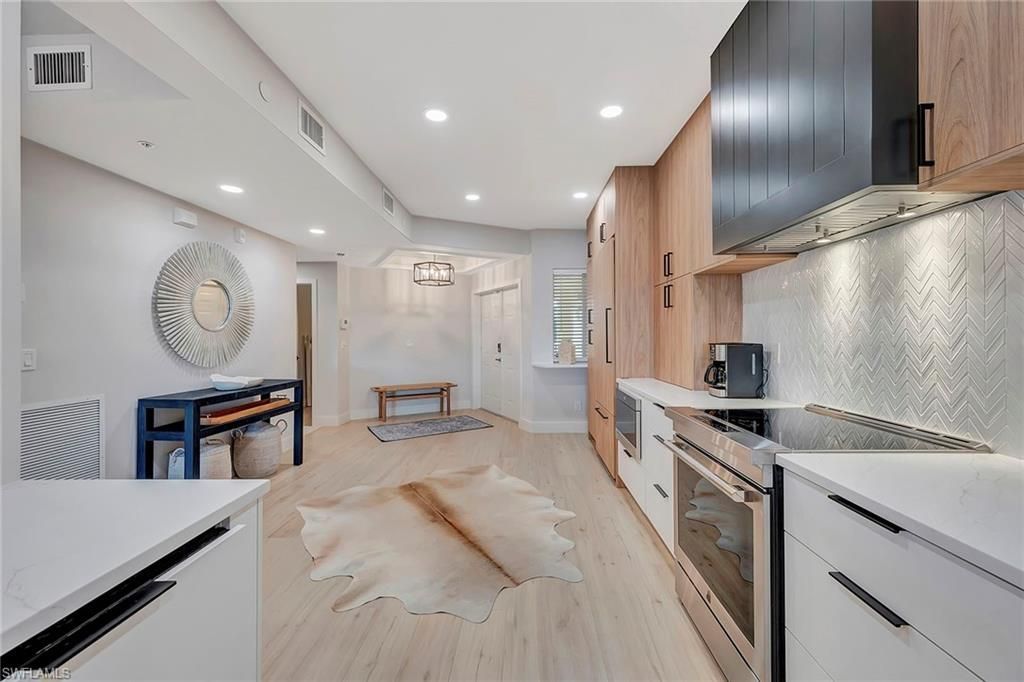7671 Pebble Creek Cir, Unit 303, Naples, FL 34108 Photo