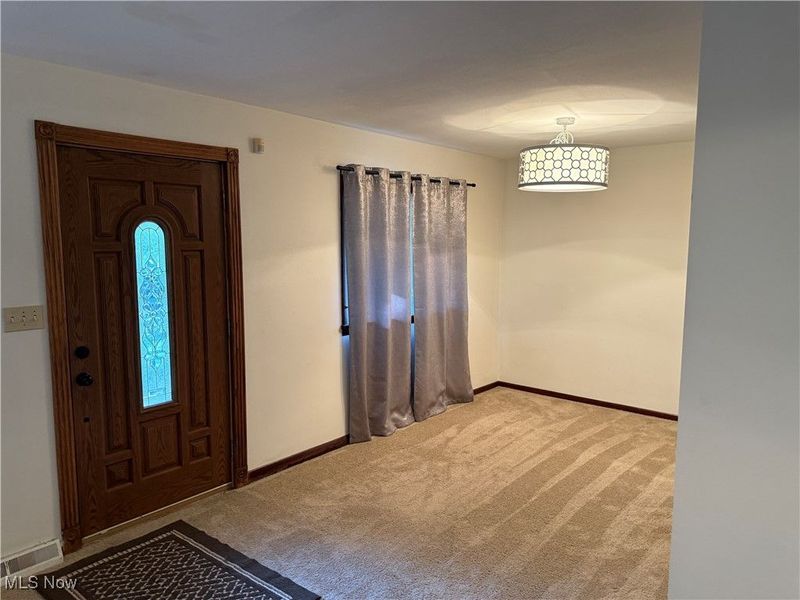 1528 Dover Center Road, Westlake, OH 44145 Photo 4