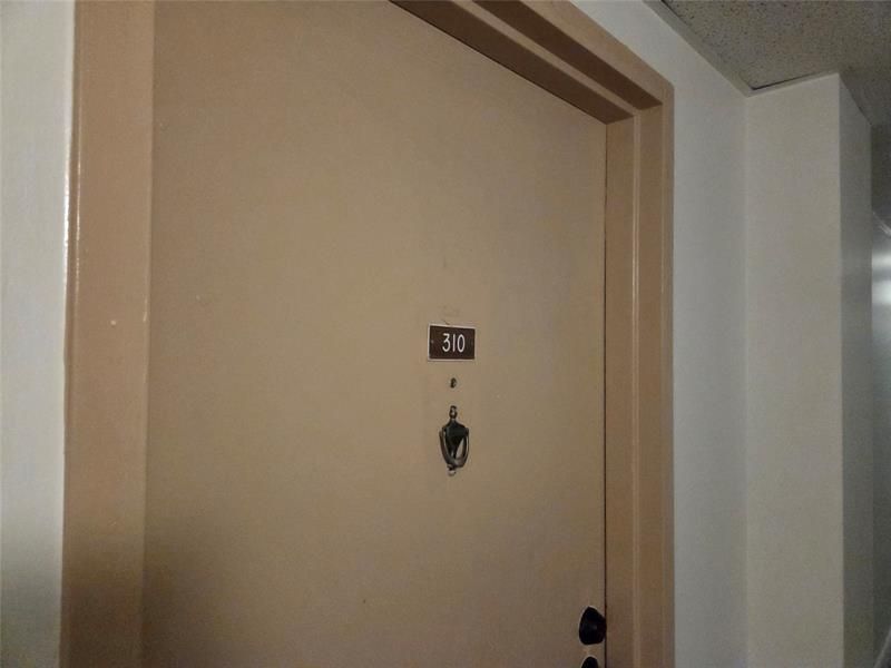 4152 Inverrary Drive, Unit 310, Lauderhill, FL 33319 Photo