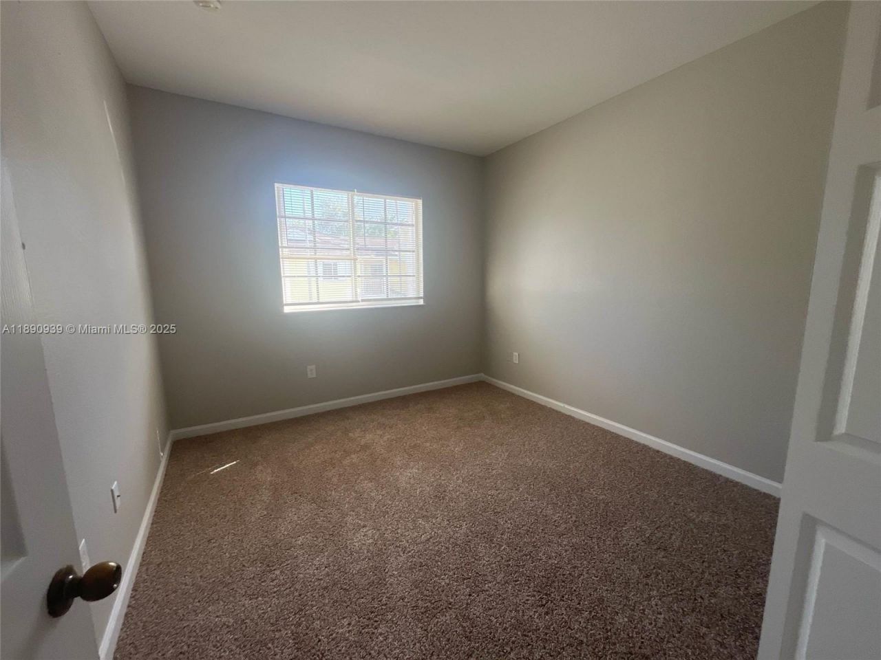 2731 NE 3rd Dr, Unit 203, Homestead, FL 33033 Photo