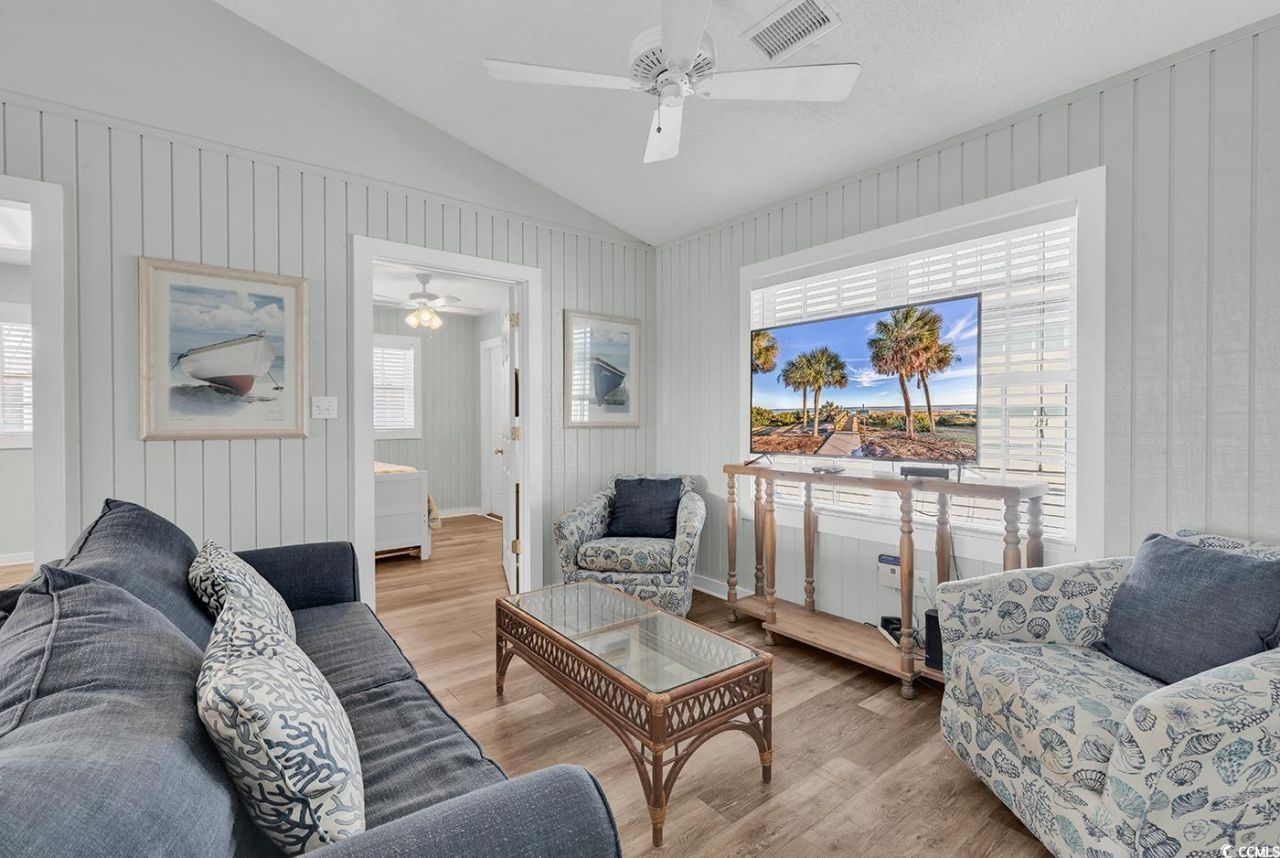 1521 N Waccamaw Dr. Photo 10