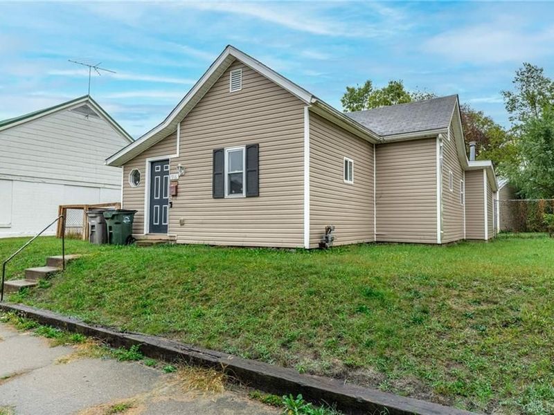 916 Jefferson Street, Troy, OH 45373 Photo 2