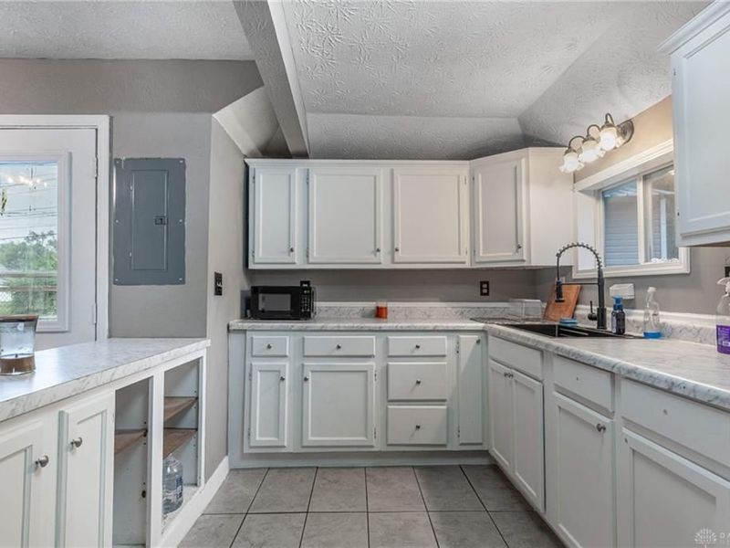 916 Jefferson Street, Troy, OH 45373 Photo 5